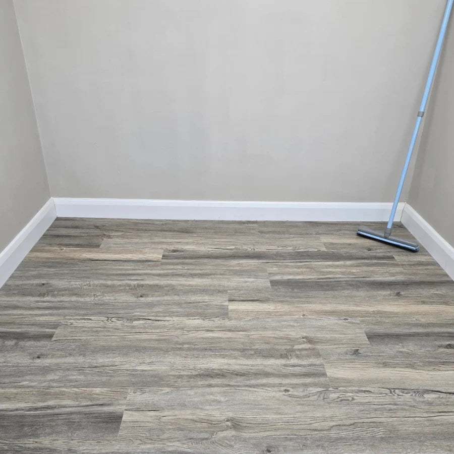 Distressed Grey Oak PREMIUM 6mm SPC Click